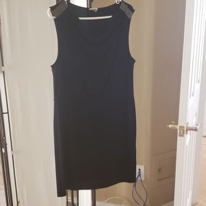 Dknyc black sleeveless dress gently used